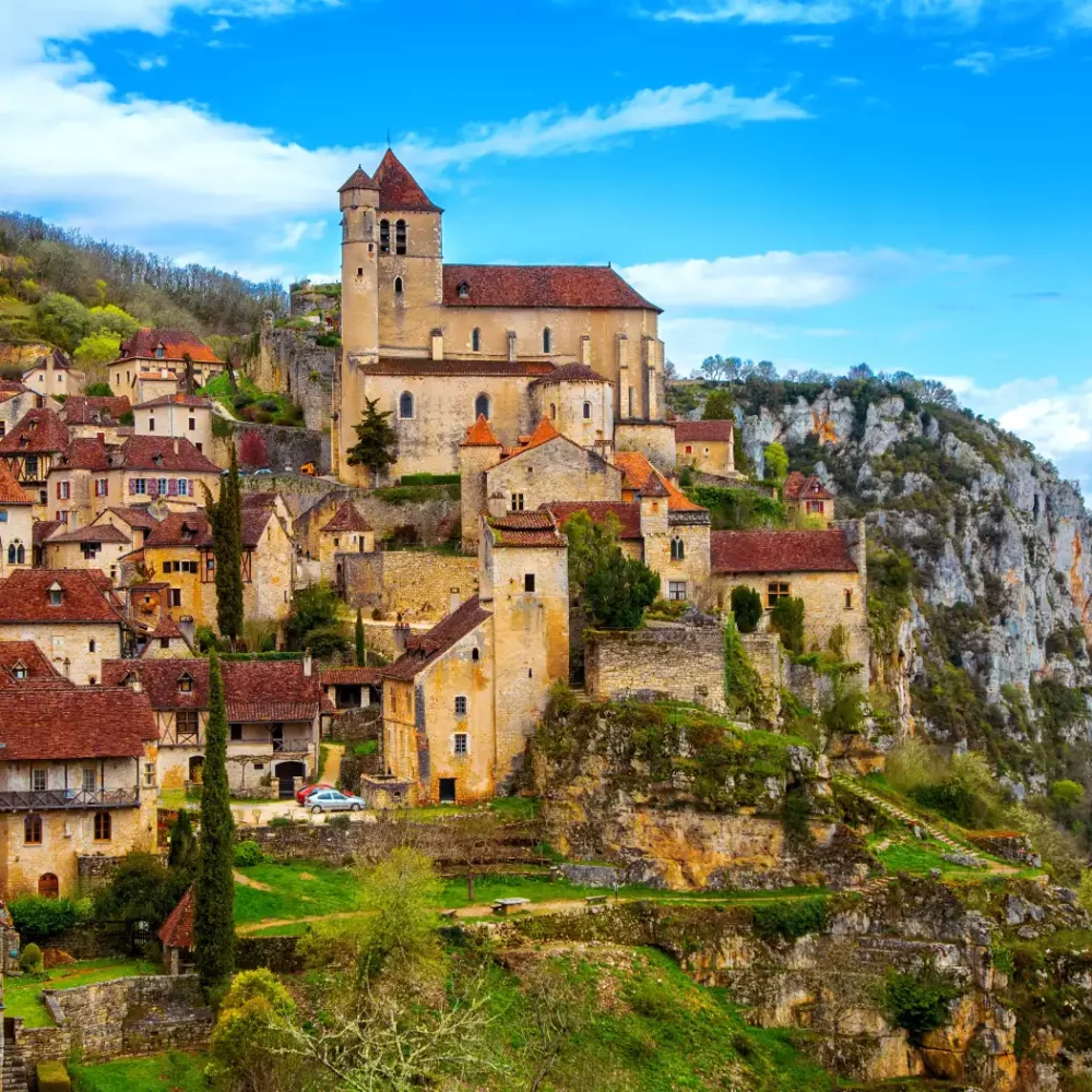 Discover Saint-Cirq-Lapopie, a medieval village perched in the Lot valley